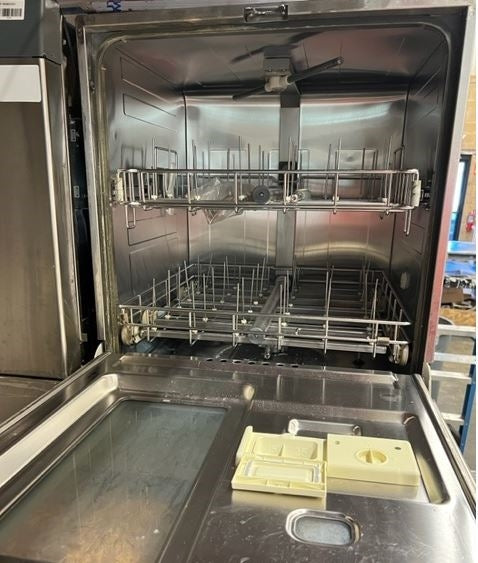 Labconco 4420330 FlaskScrubber Glassware Washer, Undercounter with Window, 115V, 60Hz
