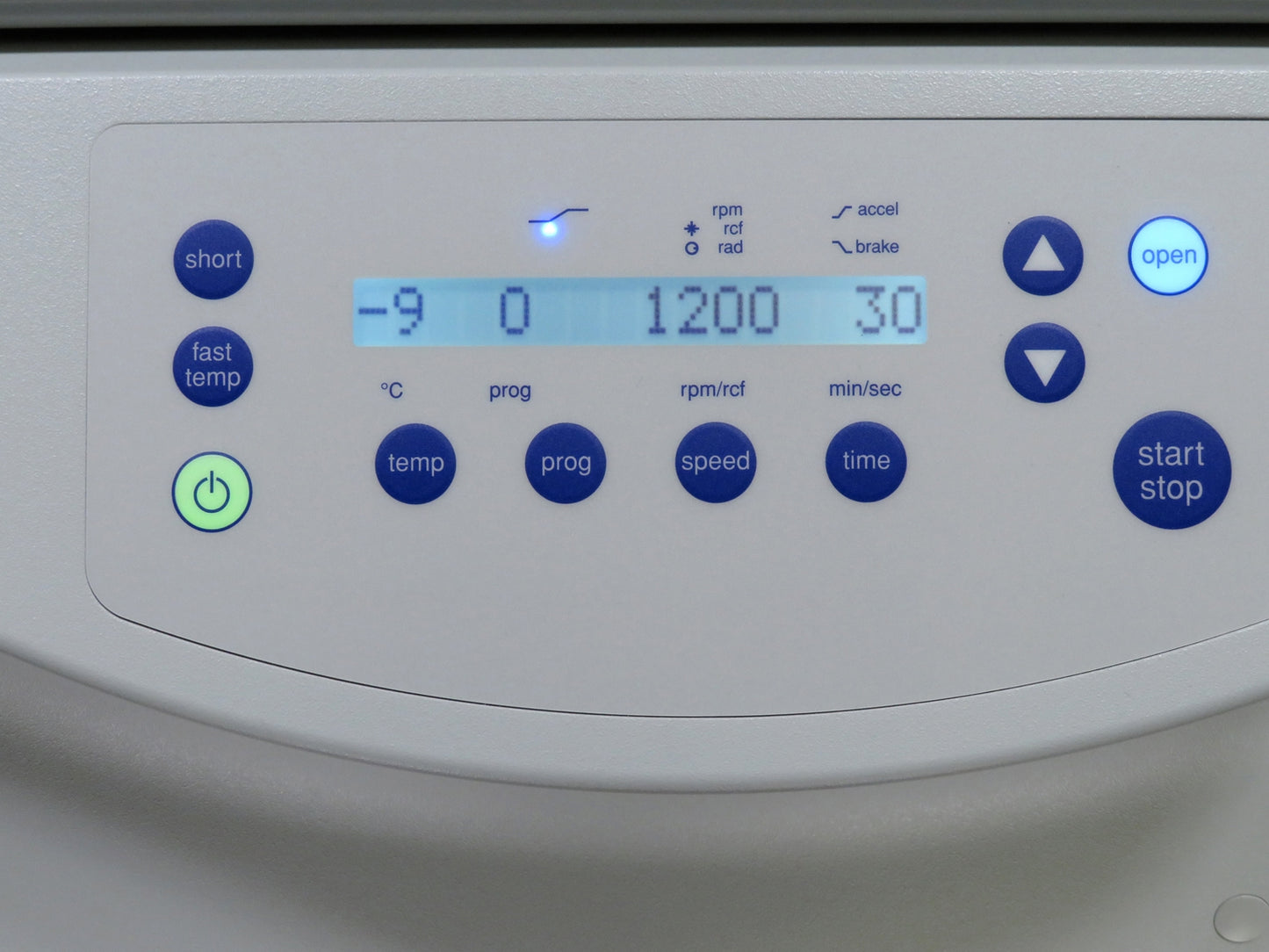 Eppendorf 5810R Refrigerated Centrifuge