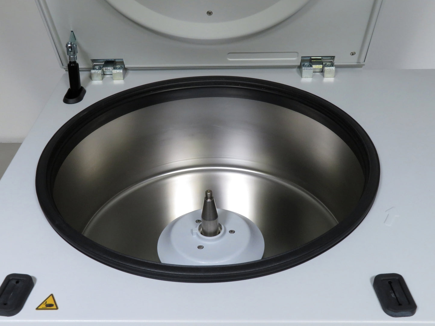Eppendorf 5810R Refrigerated Centrifuge