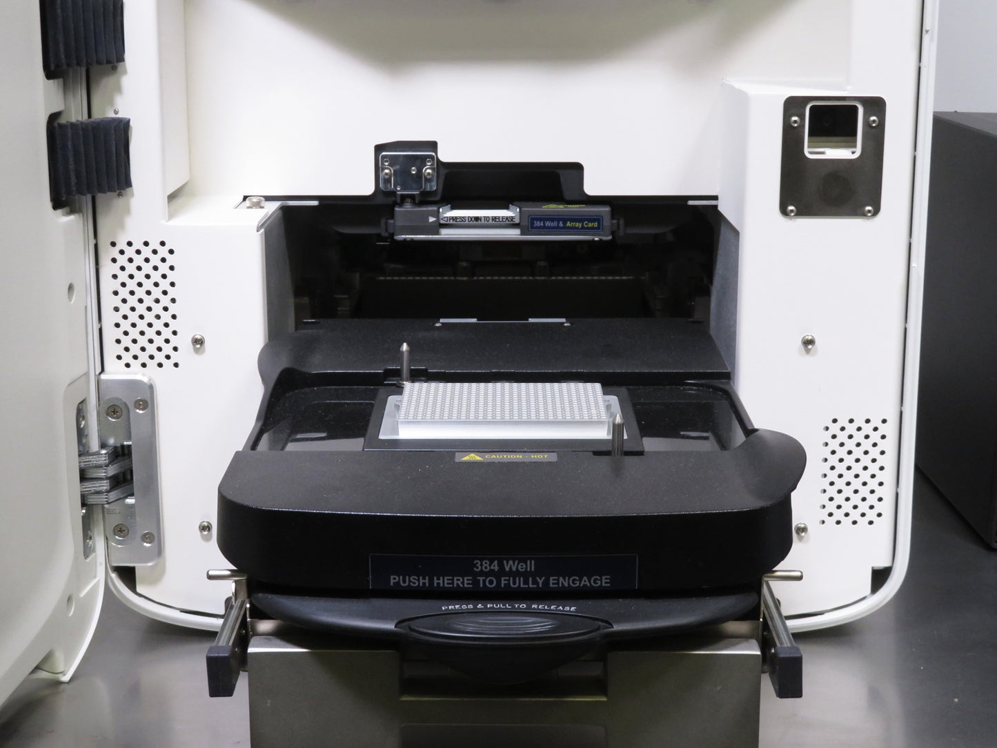 Applied Biosystems QuantStudio 7 Flex Real-Time PCR System w/ 384-Well Sample Block