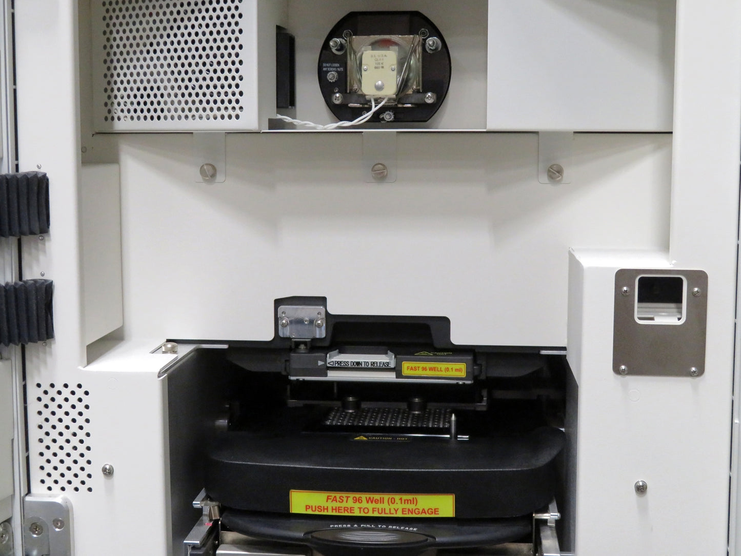 Applied Biosystems QuantStudio 7 Flex Real-Time PCR System w/ 96-Well Fast Sample Block
