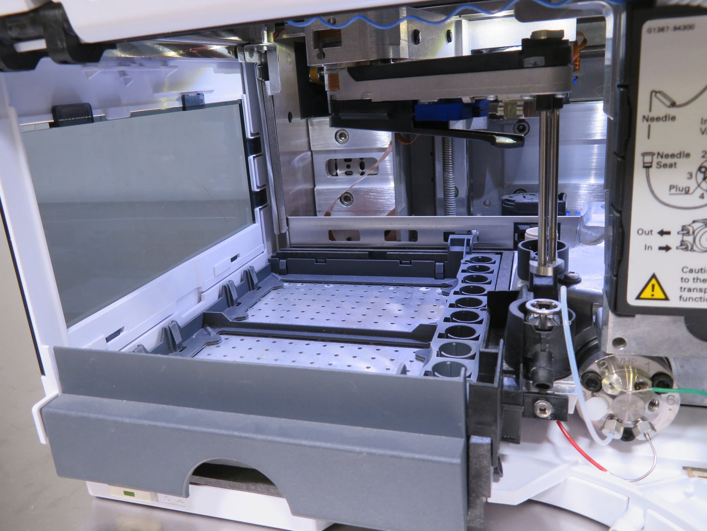 Agilent 1260 Infinity I HPLC G1367E High Performance Autosampler