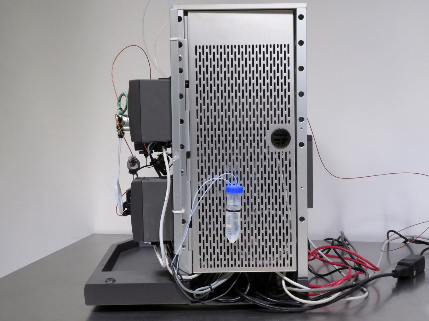 GE AKTA Purifier 10 FPLC System w/ UPC-900