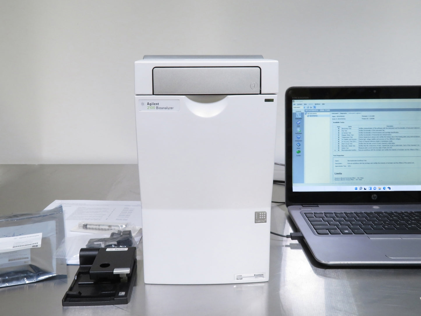 Agilent 2100 Bioanalyzer G2939A