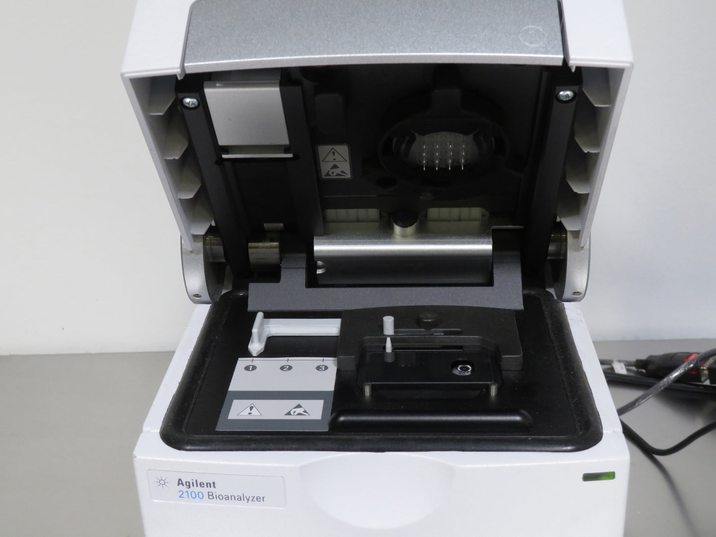 Agilent 2100 Bioanalyzer G2938C