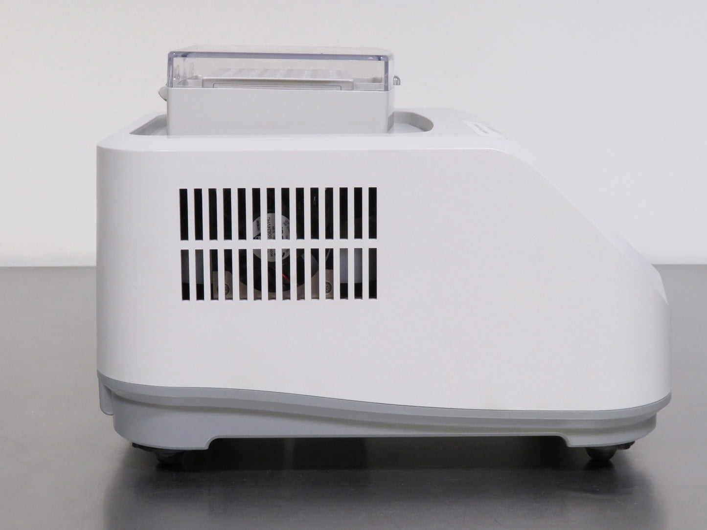 Benchmark MultiTherm Heating and Cooling Shaker w/ 1.5ml Block
