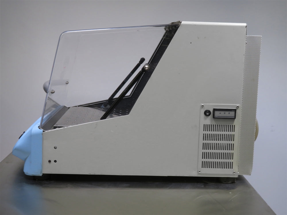 Thermo Scientific MaxQ 4000 Orbital Refrigerated Incubator Shaker