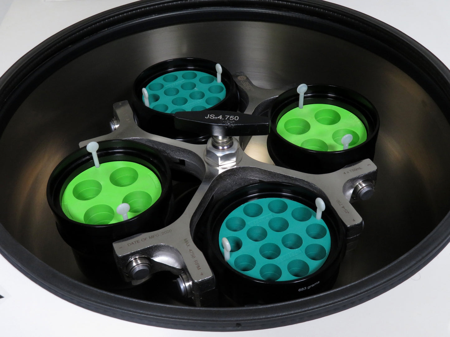 Beckman Coulter Avanti J-15R Refrigerated Centrifuge