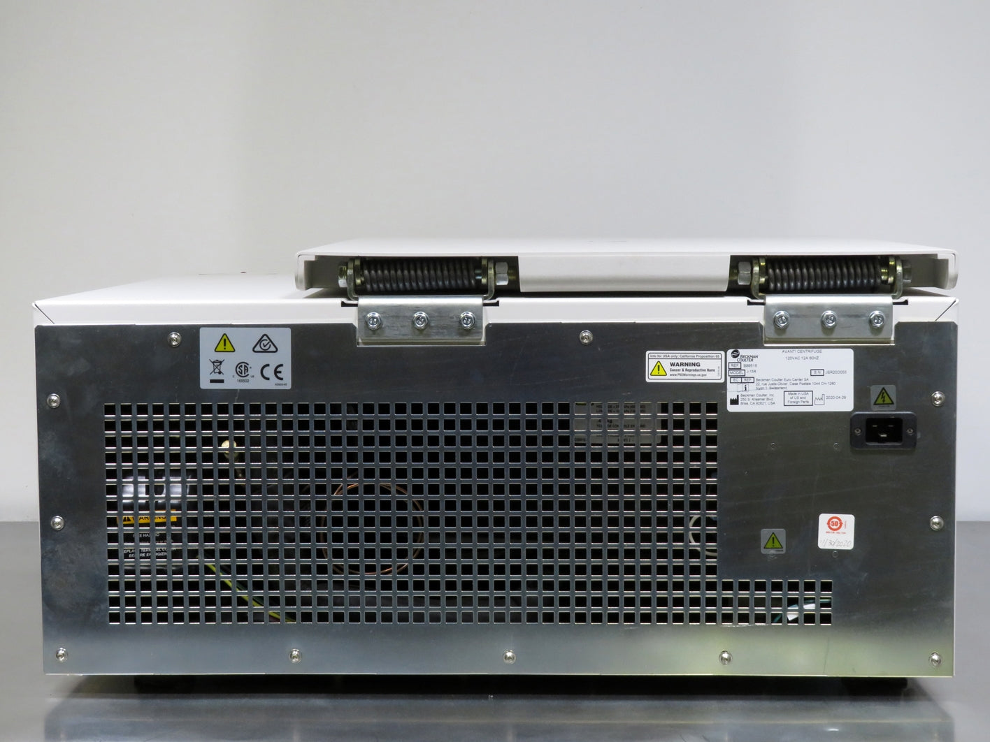Beckman Coulter Avanti J-15R Refrigerated Centrifuge