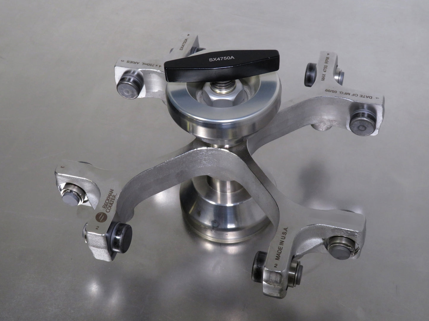 Beckman Coulter SX4750A Swing Bucket Rotor w/ Round Buckets and Plate Buckets