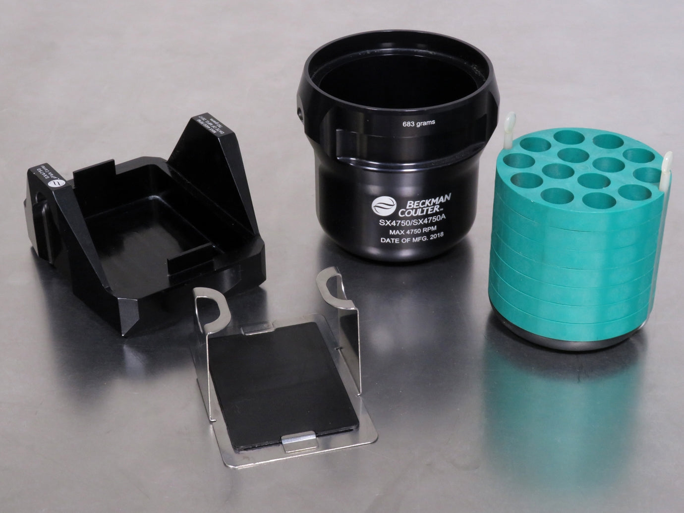 Beckman Coulter SX4750A Swing Bucket Rotor w/ Round Buckets and Plate Buckets