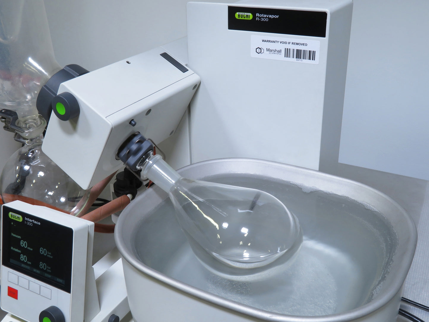 Buchi R-300 Rotavapor System with V-700 Vacuum Pump and Chiller