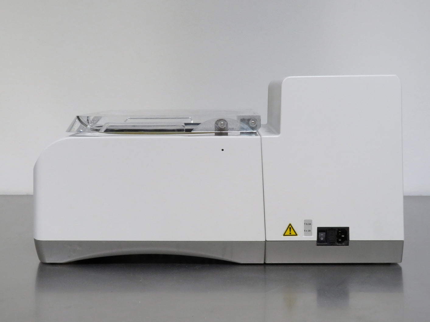 Eppendorf Vacufuge 5305 Plus Concentrator Complete System (Newest Version)