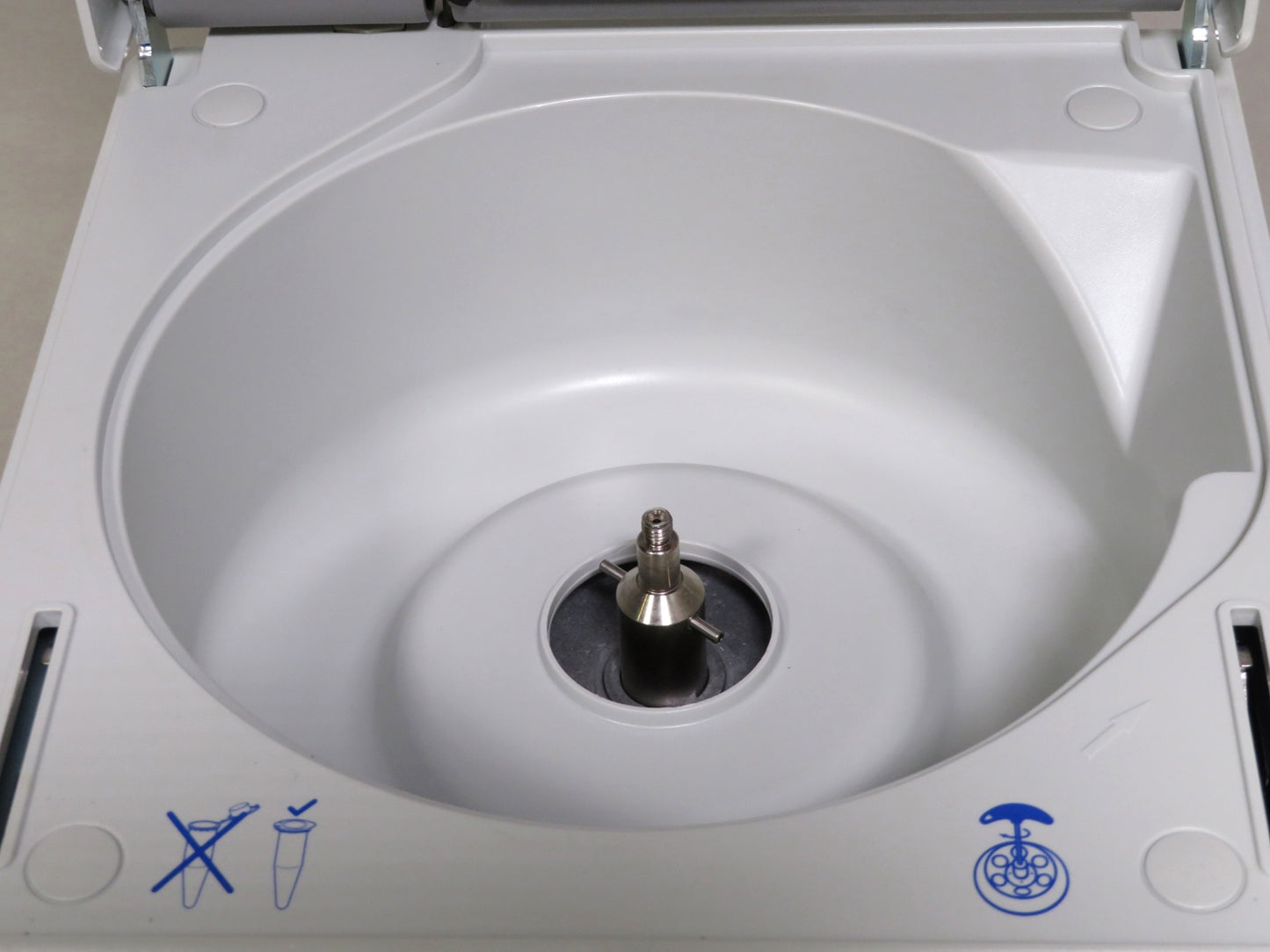 Eppendorf 5420 Centrifuge