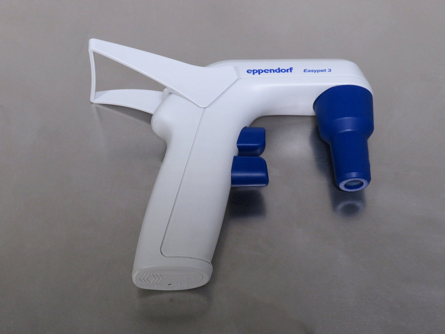 Eppendorf Easypet 3 Motorized Pipette Controller