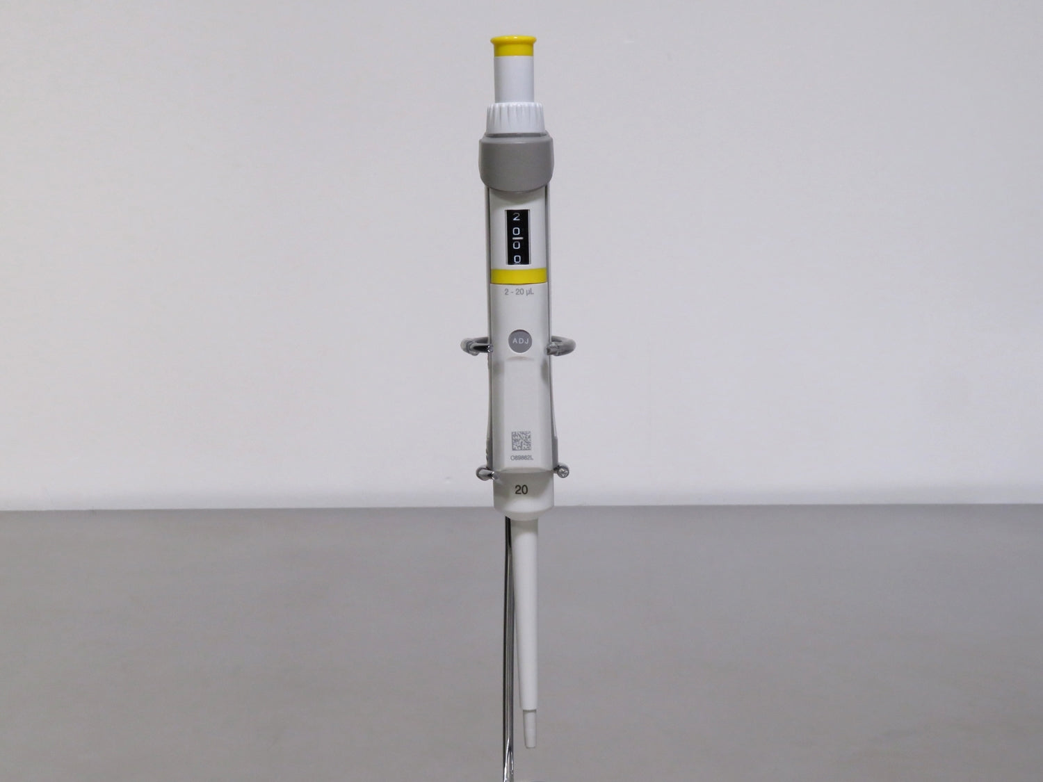Eppendorf Research Plus Pipette, 2 to 20uL