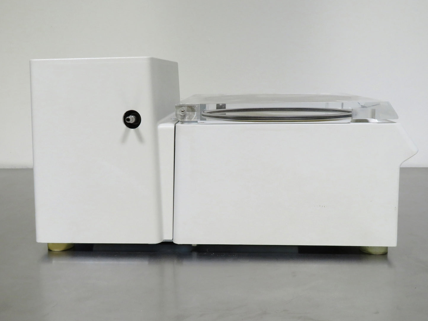 Eppendorf 5301 Vacufuge Concentrator System