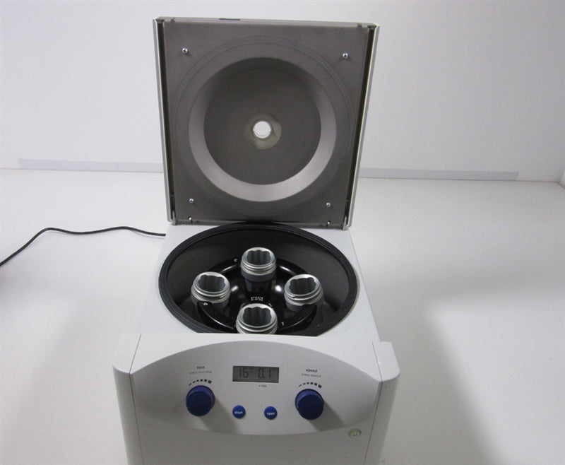 Eppendorf 5702 Centrifuge