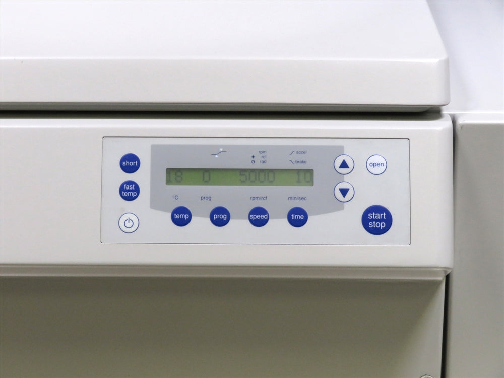 Eppendorf 5804R Refrigerated Centrifuge