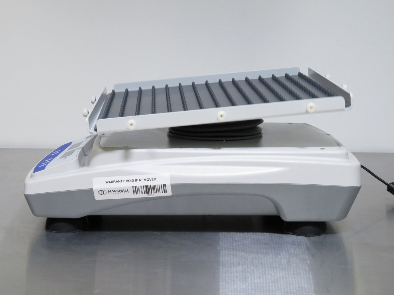 Fisher Scientific 88861045 3D Platform Rotator