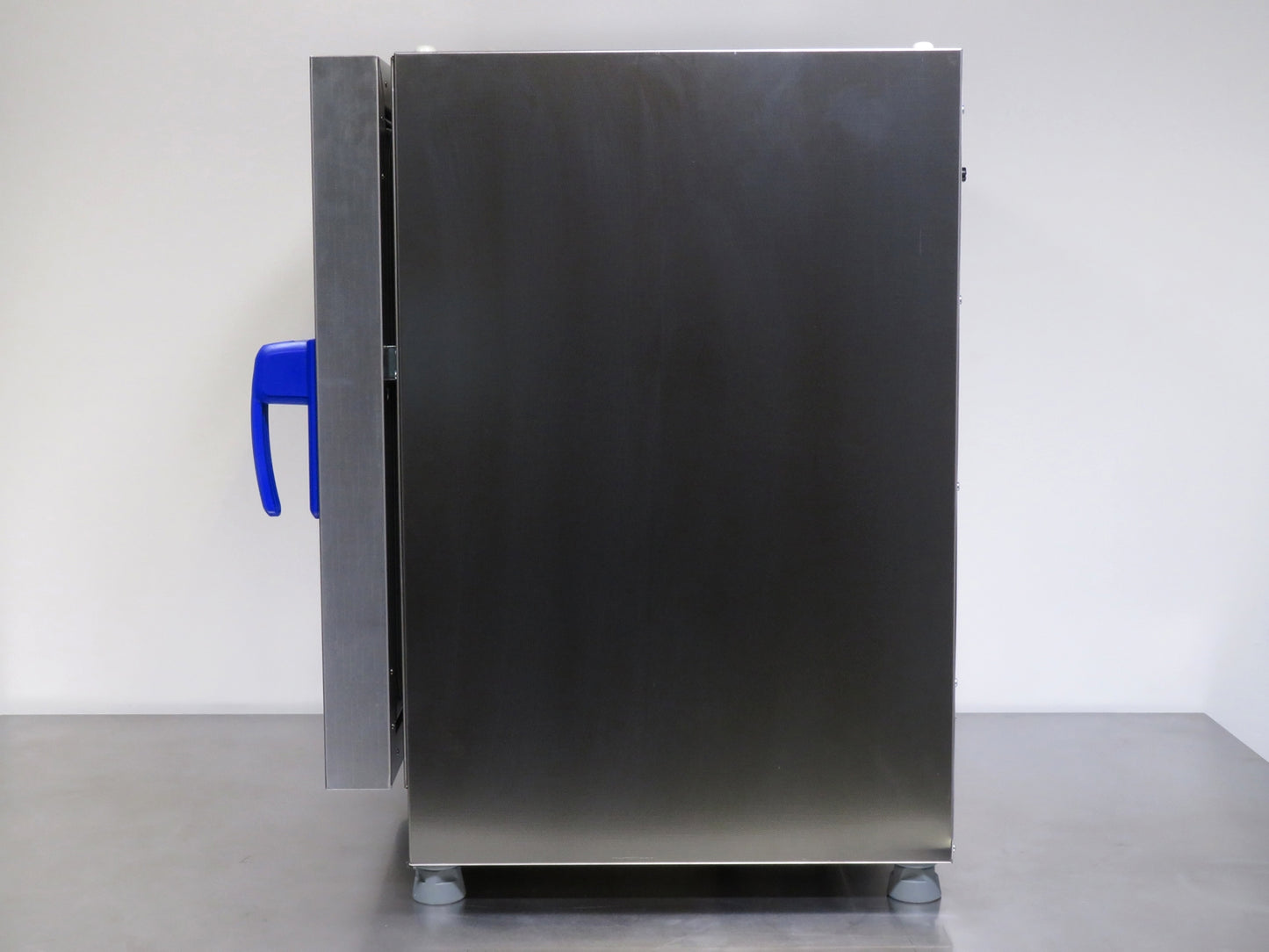 Fisher Scientific Isotemp Microbiological Gravity Convection Incubator, Cat. #: 151030513
