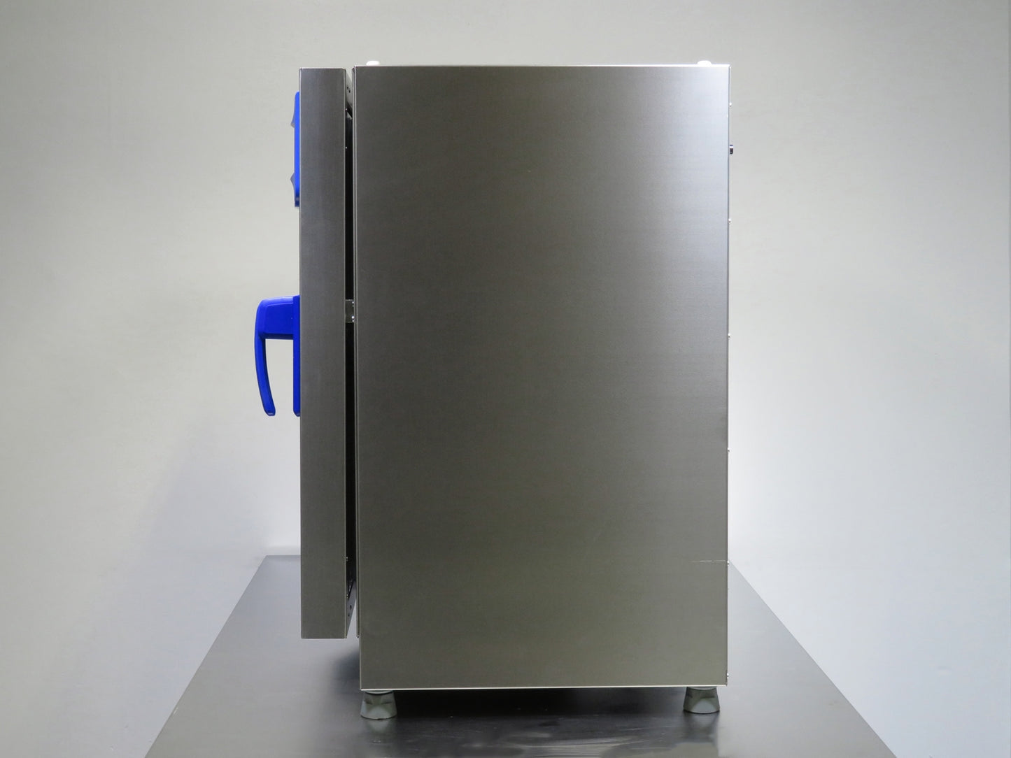 Fisher Scientific Isotemp Microbiological Gravity Convection Incubator, Cat. #: 151030514