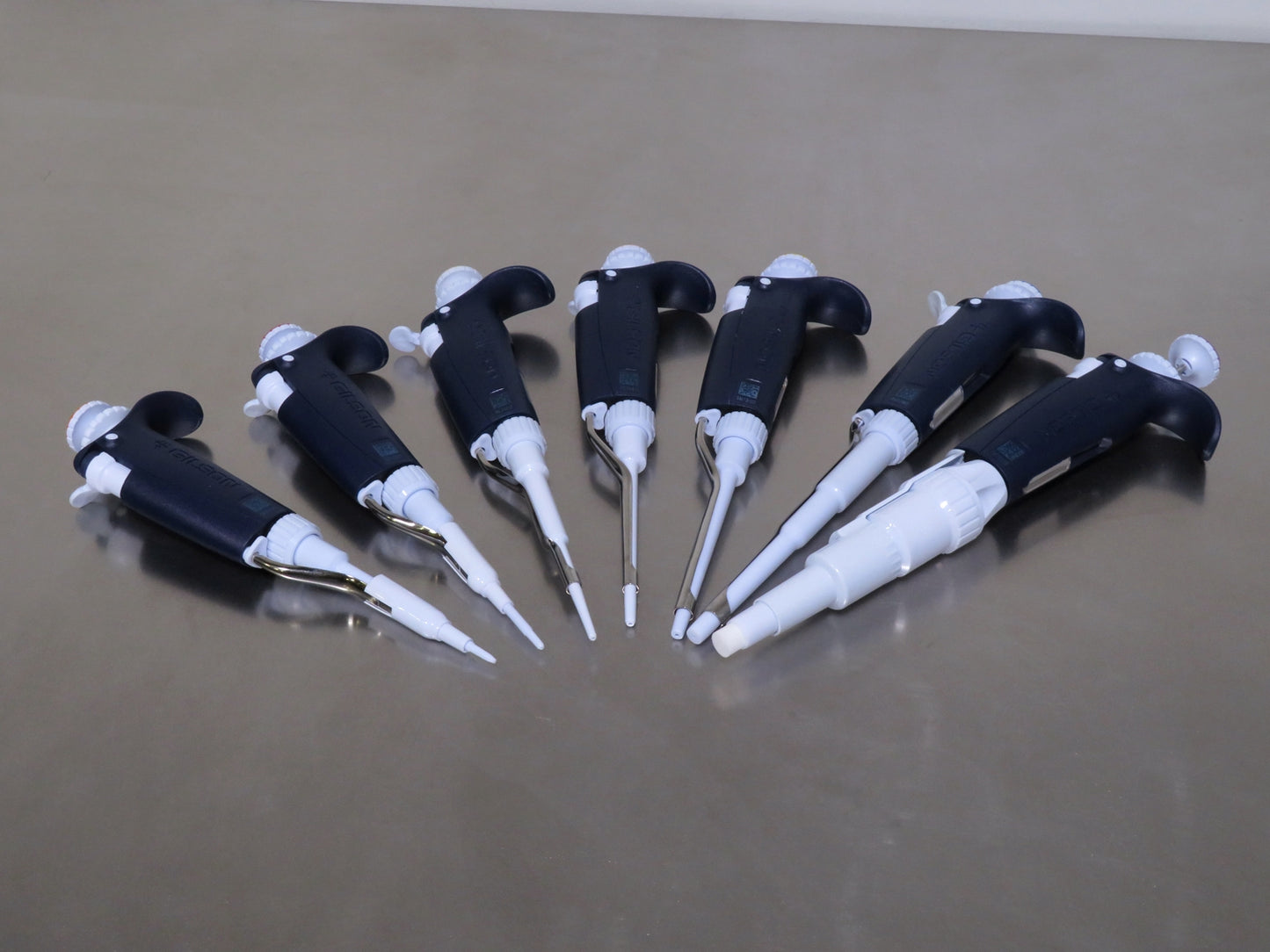Gilson PIPETMAN L Pipette Set, 0.2 to 5000uL