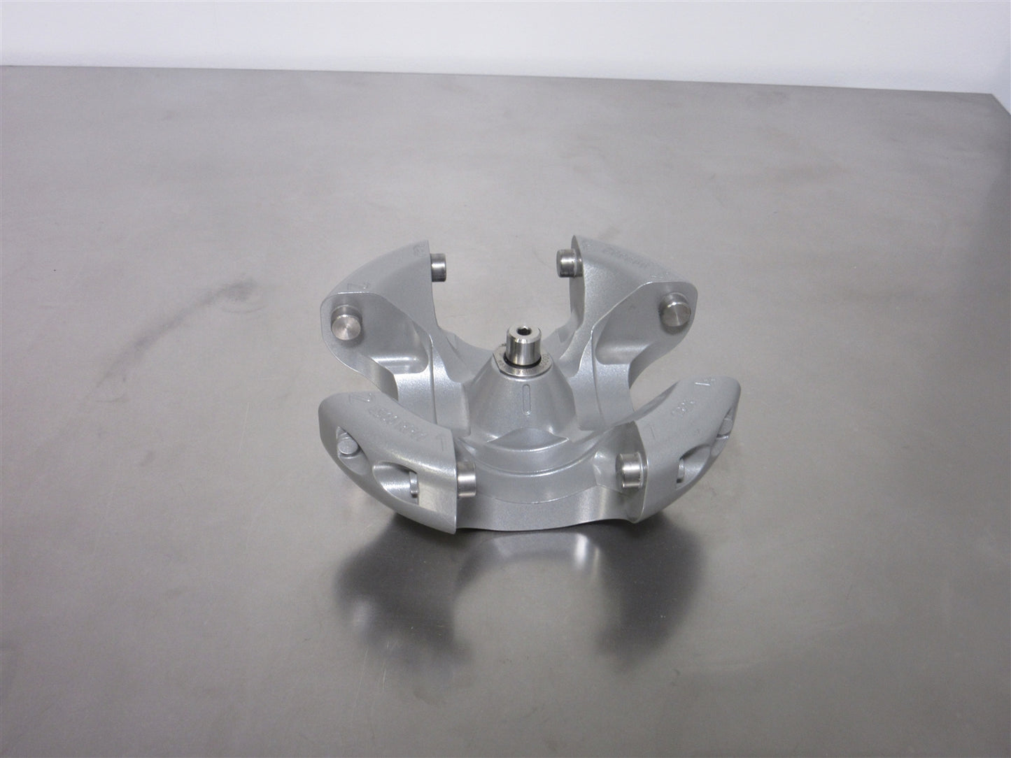 Hettich 1324 Swing Out Rotor and 1398 Buckets
