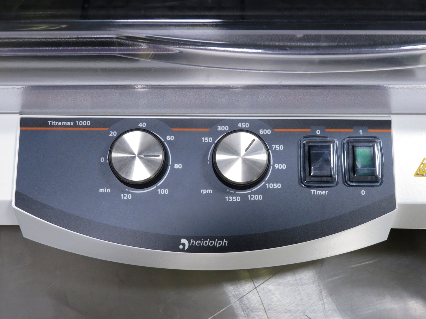 Heidolph Titramax 1000 Vibrating Shaker w/ Heating Module and Flat Incubator Hood