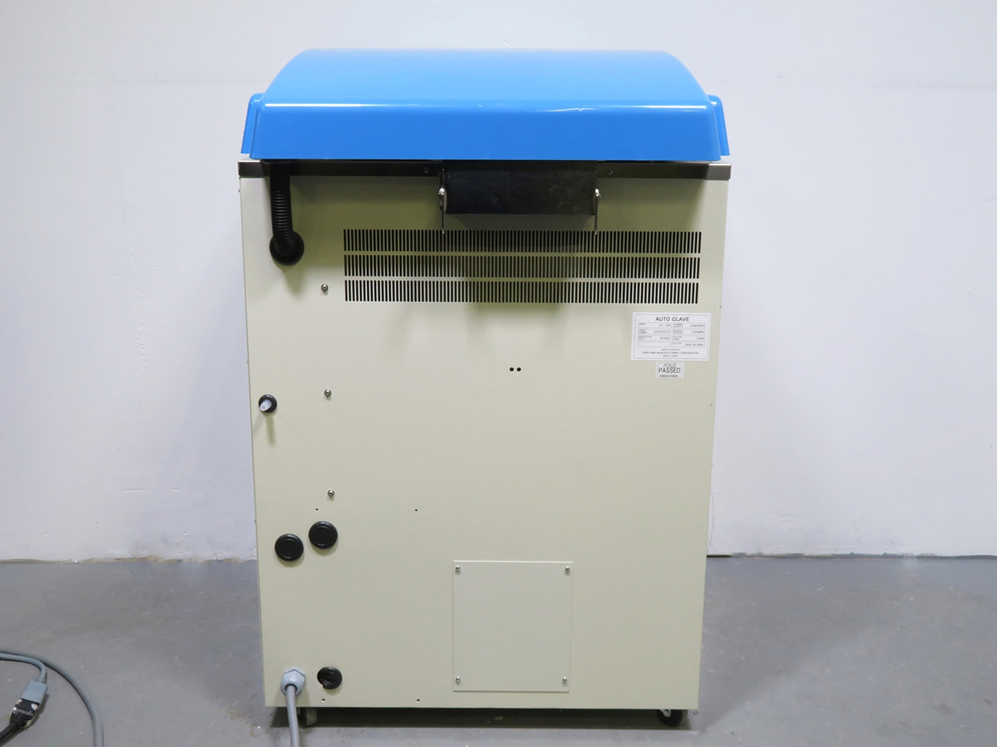 Hirayama HICLAVE HV-85 Floor-Standing Autoclave, 208/200/240V