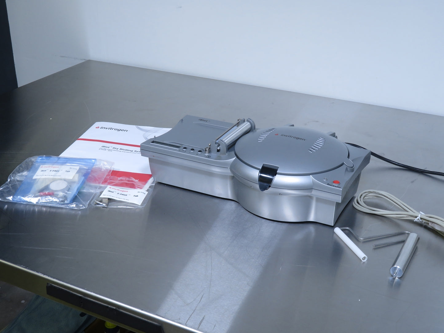 Invitrogen iBlot Gel Transfer System