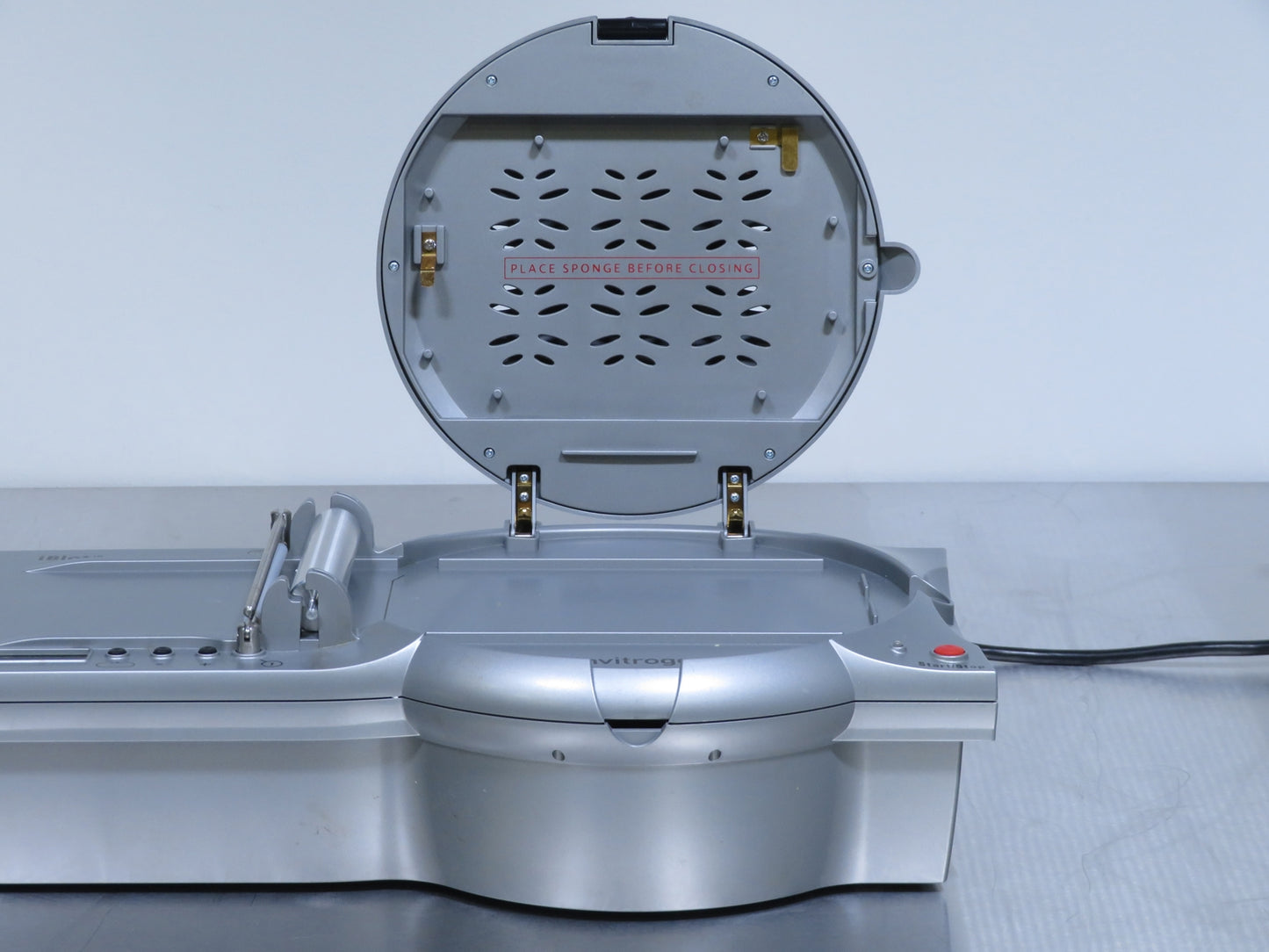 Invitrogen iBlot Gel Transfer System