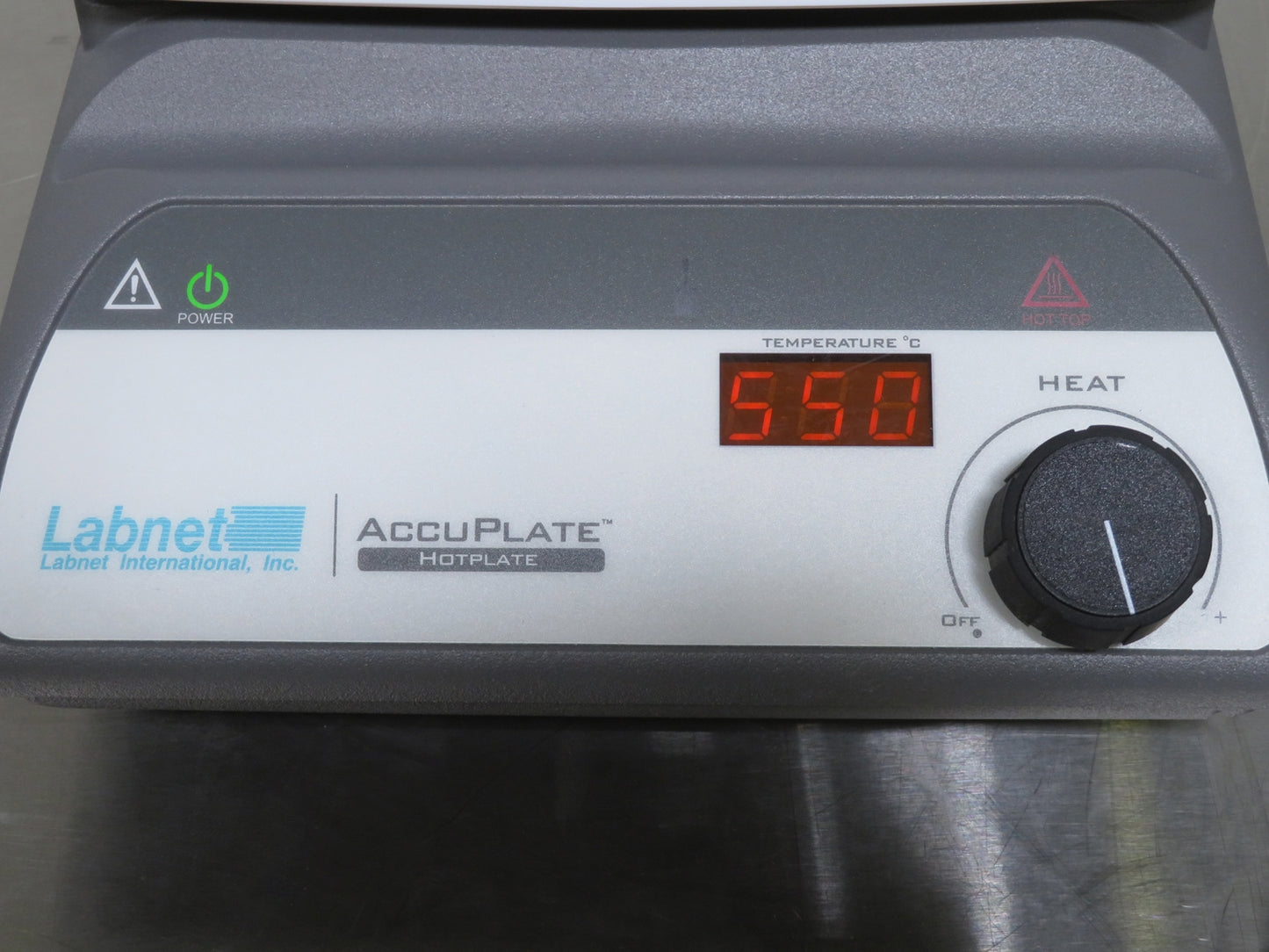 Labnet D0400 AccuPlate Hotplate