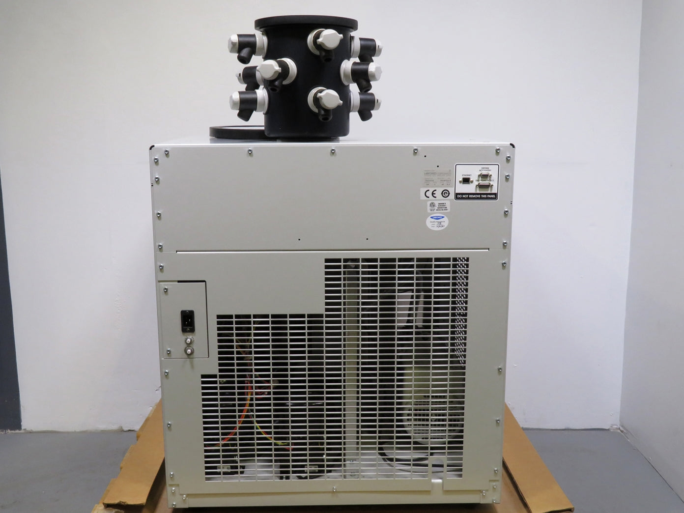 Labconco FreeZone 12L -84C Console Freeze Dryer System, PTFE Coated, 230V