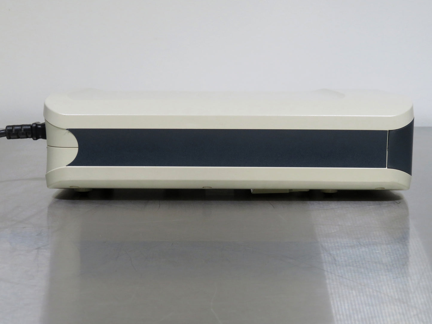 Life Technologies PowerEase 300W Electrophoresis Power Supply