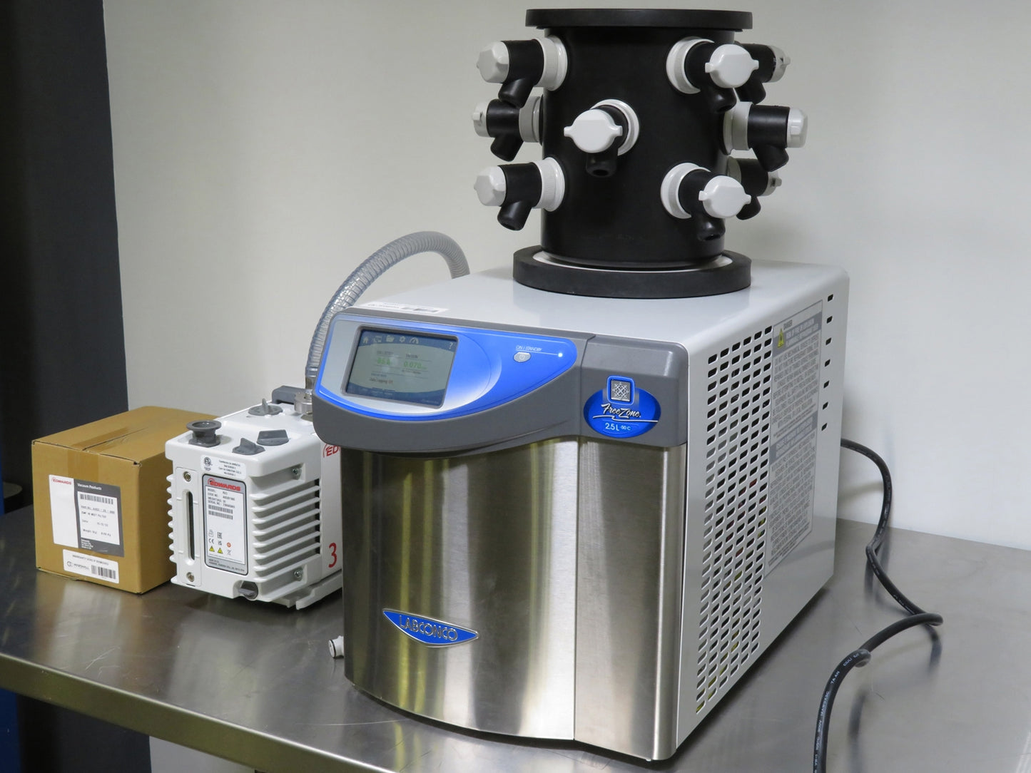 Labconco FreeZone 2.5L -50C Benchtop Freeze Dryer System, PTFE Coated