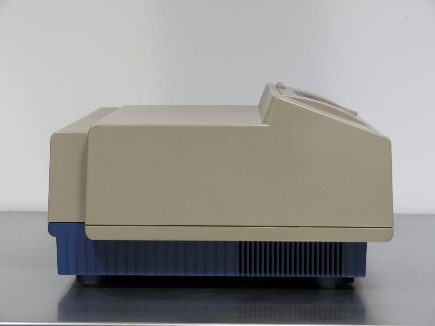 Molecular Devices SpectraMax M3 Multi-Mode Microplate Reader