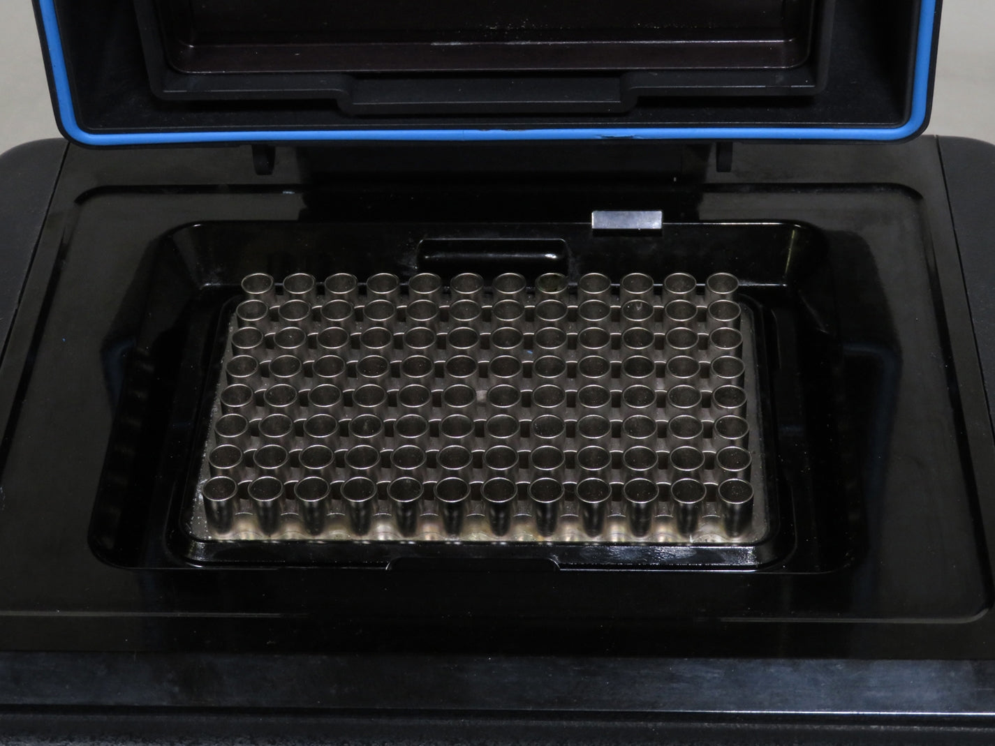 MJ Research PTC-200 Gradient Thermal Cycler