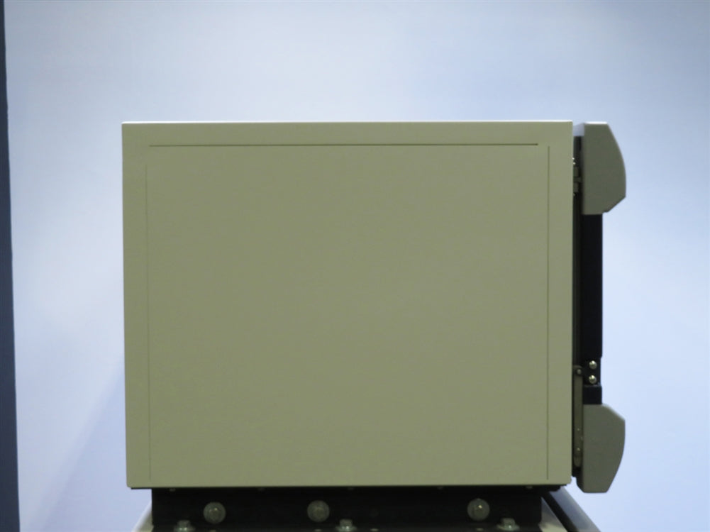 New Brunswick I26 Incubator Shaker