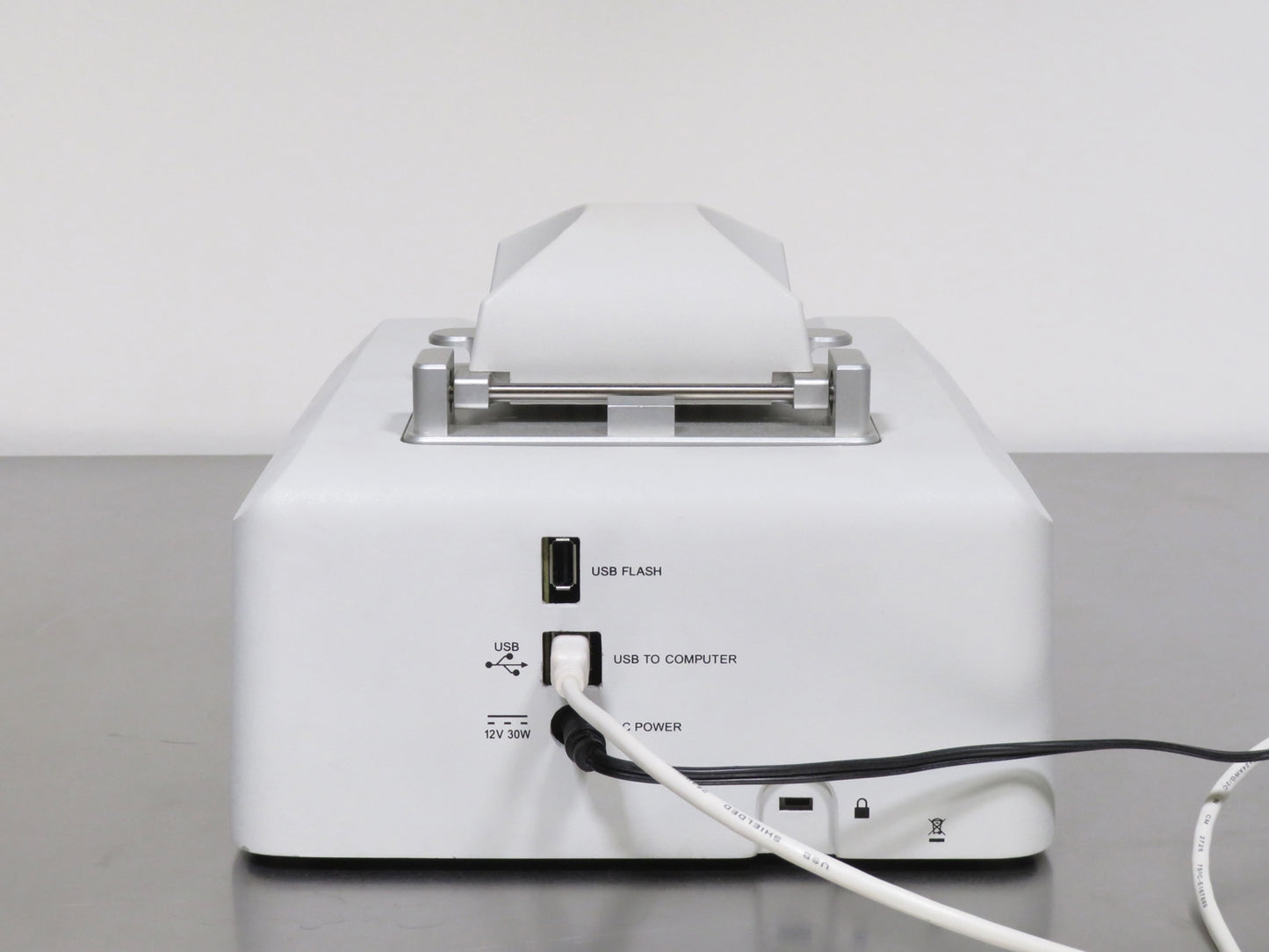 Thermo Scientific NanoDrop 8000 Spectrophotometer