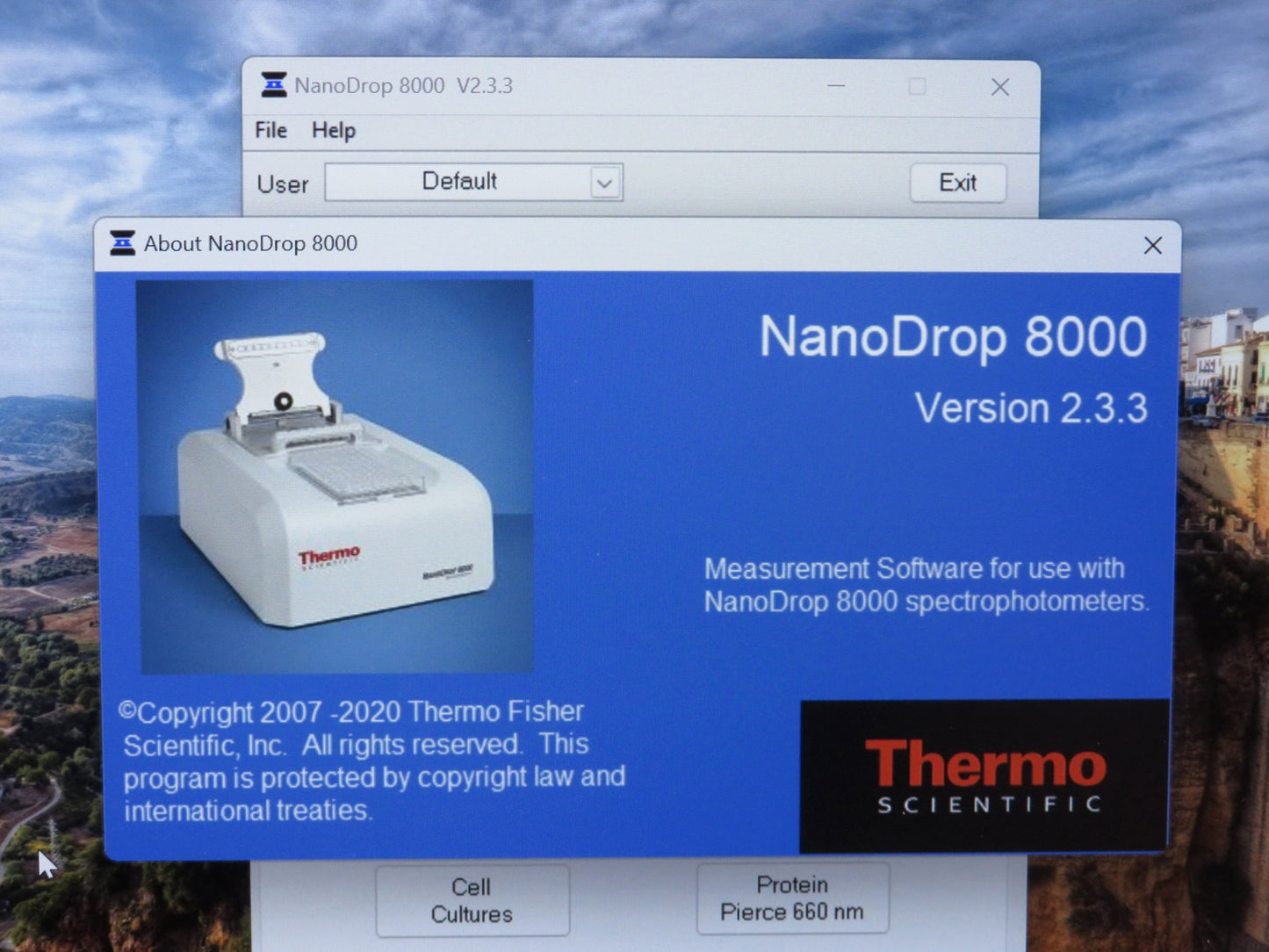 Thermo Scientific NanoDrop 8000 Spectrophotometer