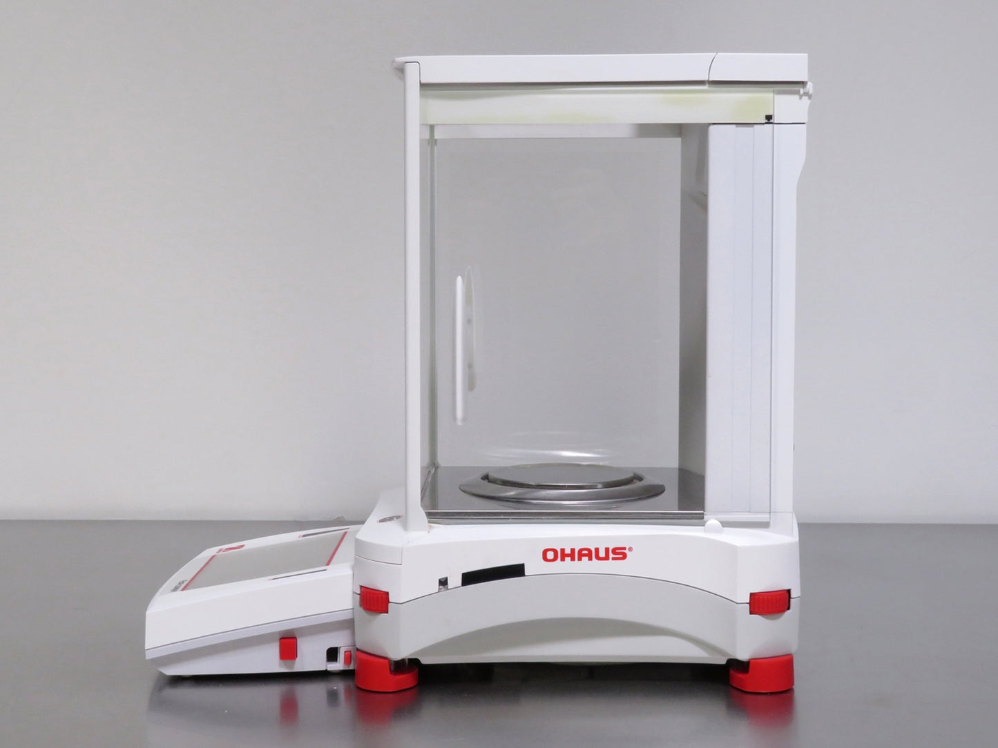 Ohaus EX124 Explorer Analytical Balance