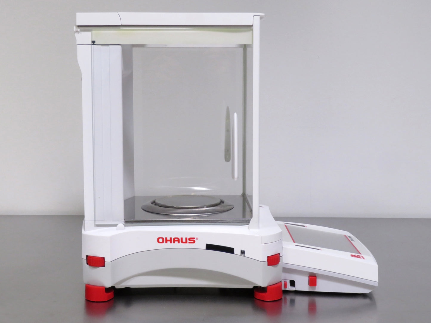 Ohaus EX124 Explorer Analytical Balance