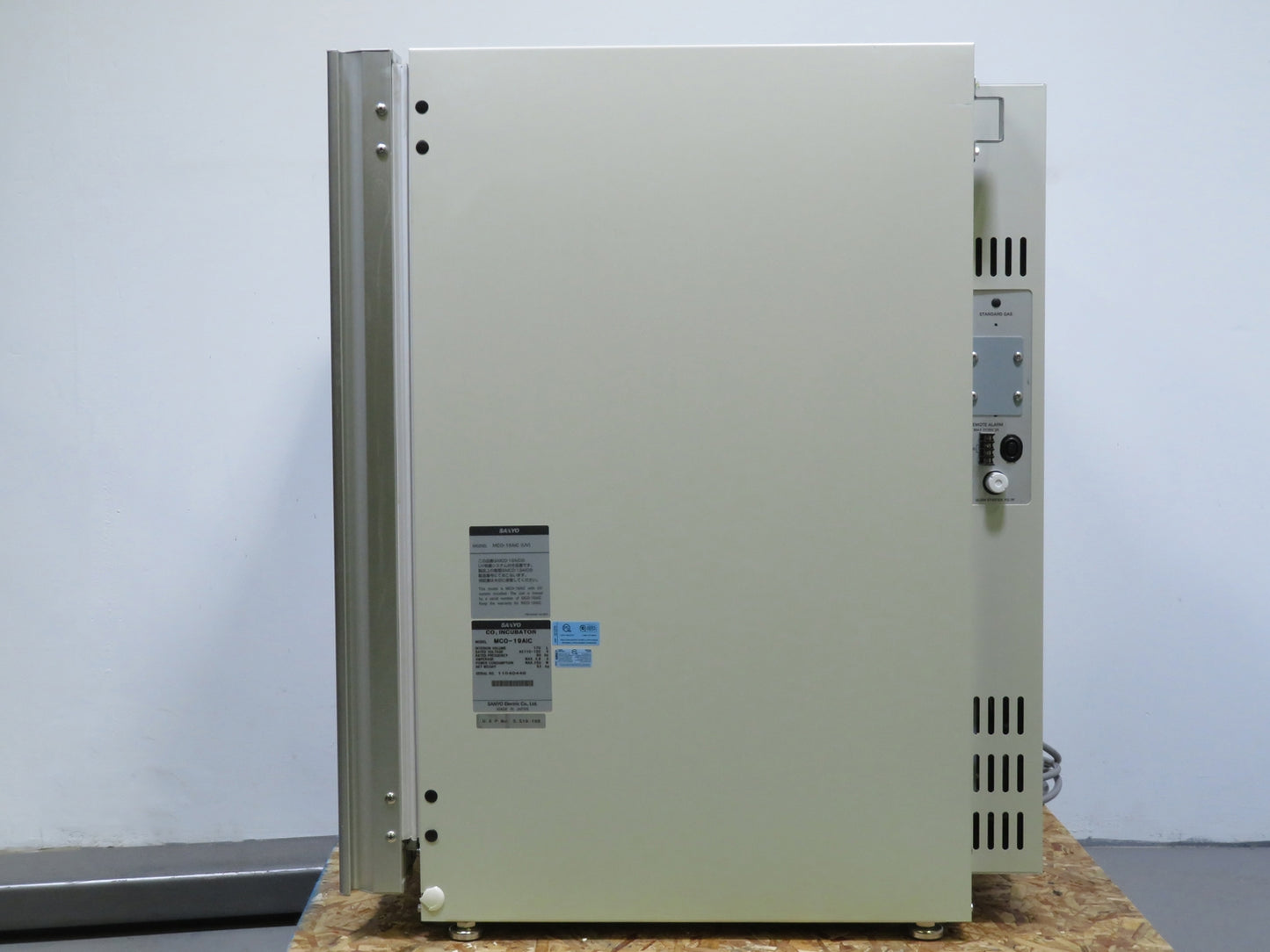 Sanyo MCO-19AIC(UV) CO2 Incubator