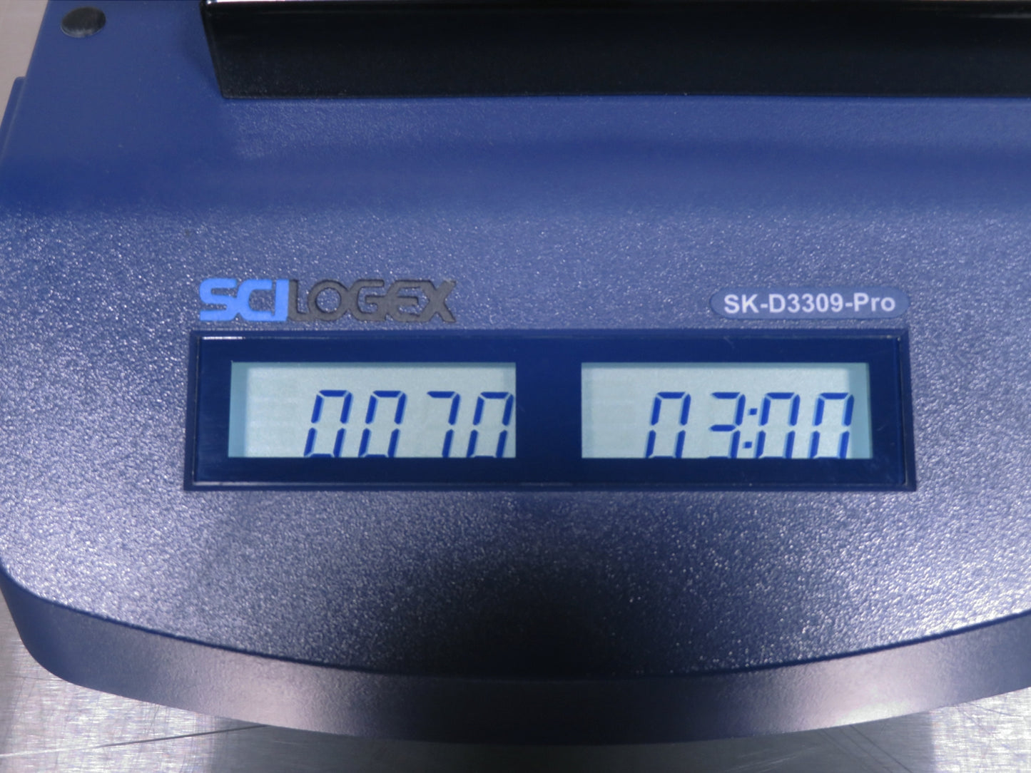 Scilogex SK-D3309-Pro Digital 3D Rocker