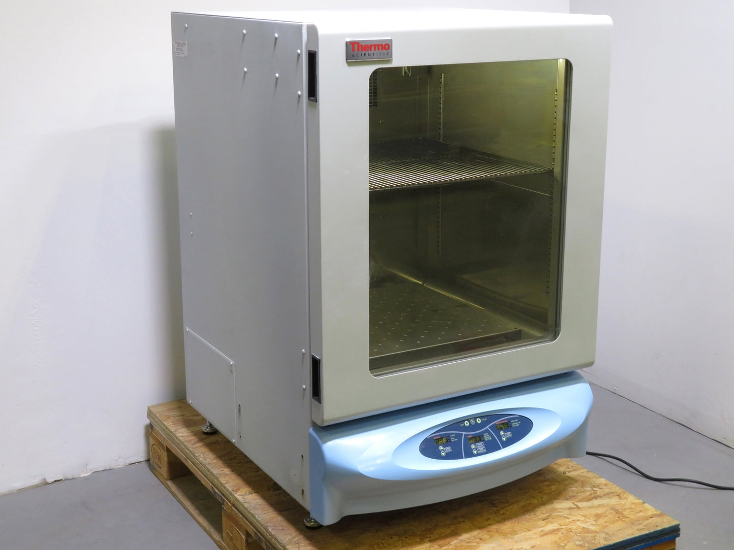 Thermo Scientific MaxQ 6000 Incubator Shaker