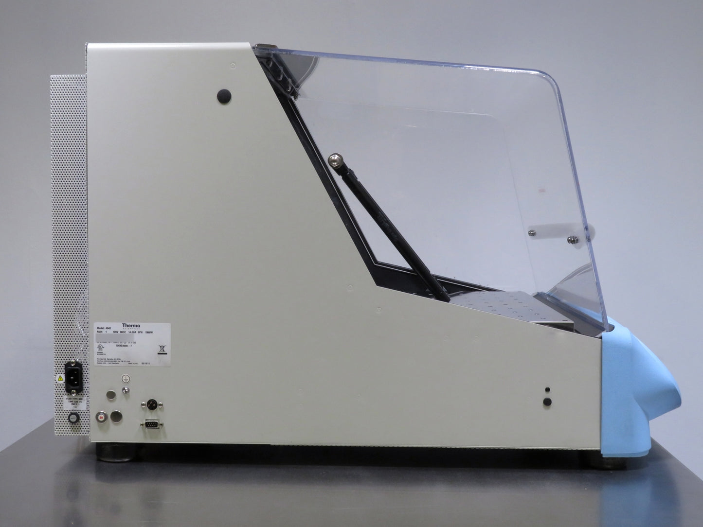 Thermo Scientific MaxQ 4000 Digital Orbital Refrigerated Incubator Shaker