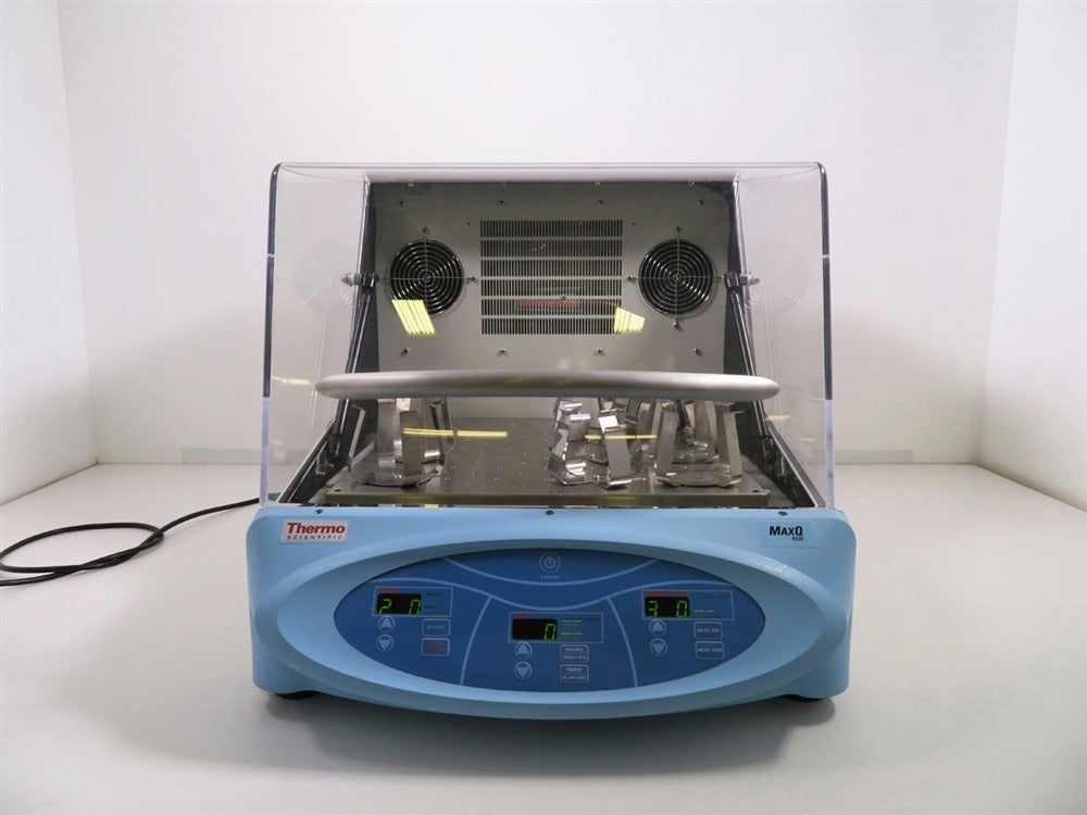Thermo Scientific MaxQ 4000 Digital Orbital High Temperature Incubator Shaker