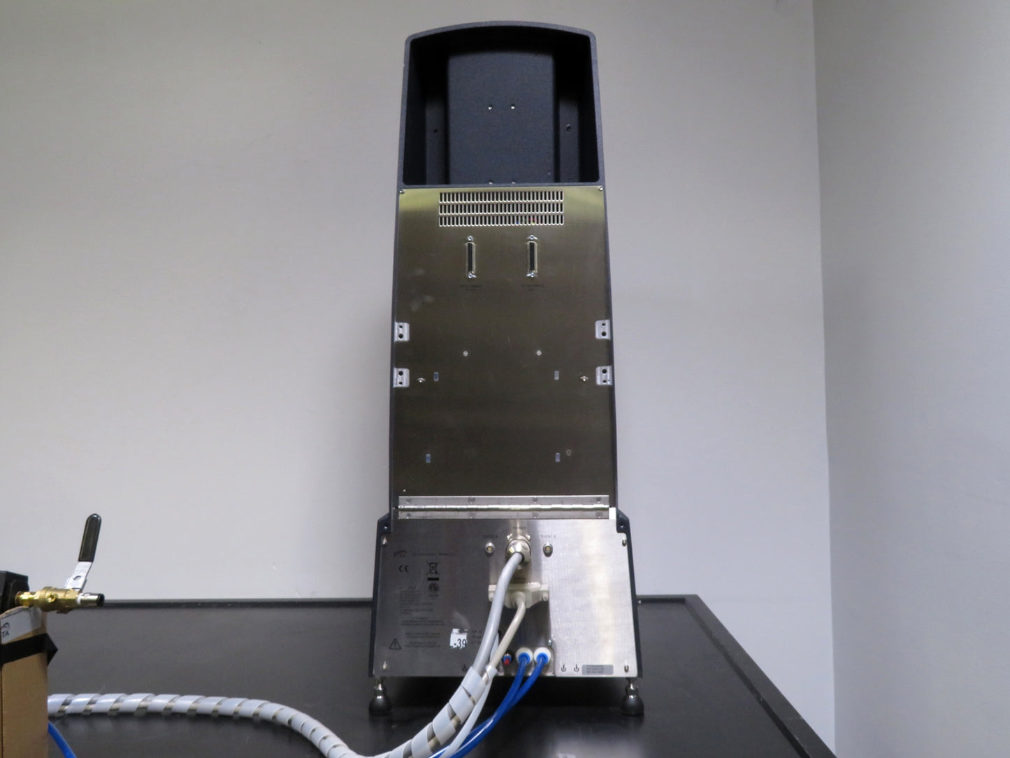 TA Instruments HR 10 Discovery Hybrid Rheometer