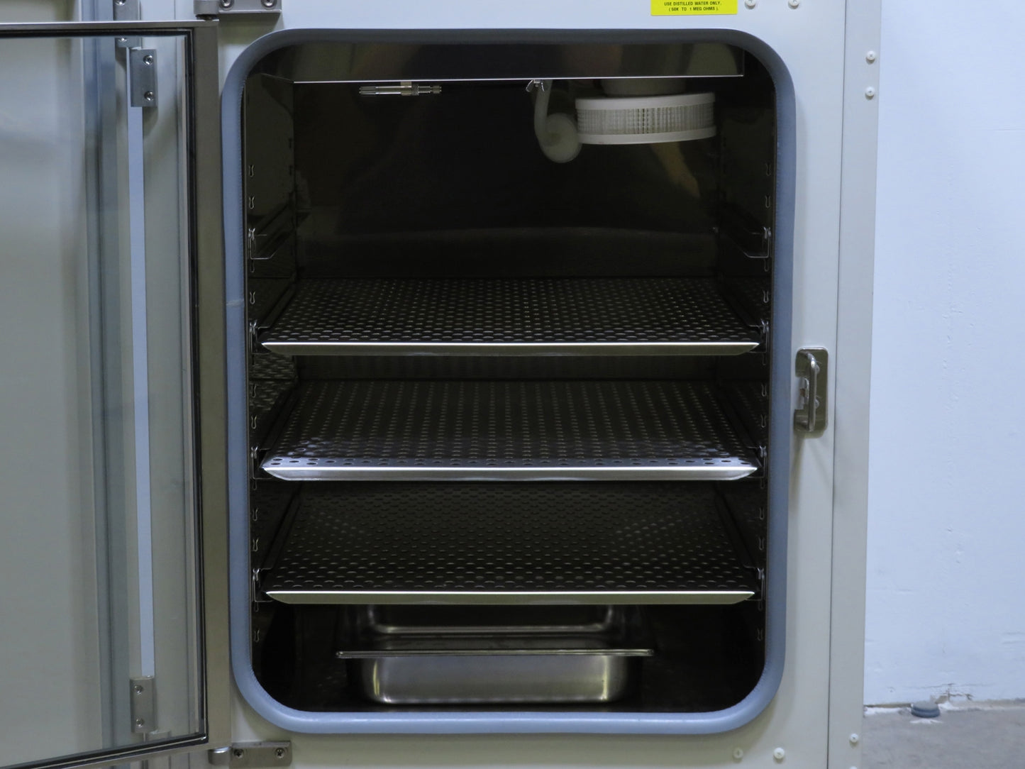 Thermo Scientific 4110 Water Jacketed CO2 Incubator